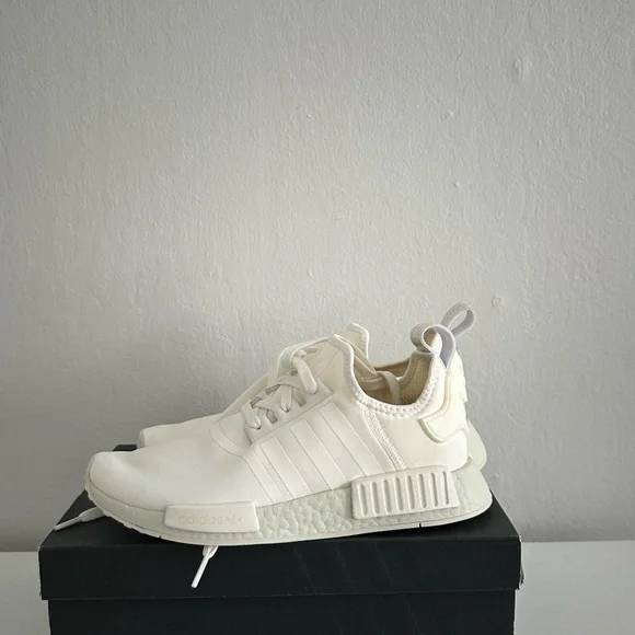 adidas gazelle silver green womens Men's adidas NMD_R1 Shoes Magic Lime GX9536 main image 0